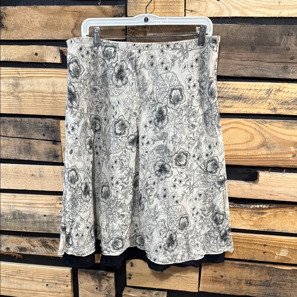 J.Jill Skirt Medium A-Line Double Layer‎ Lined Lily Floral Black Beige Elastic